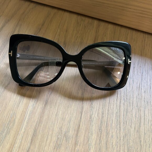 Tom Ford black sunglasses Gianna-02 TF609 main image 14
